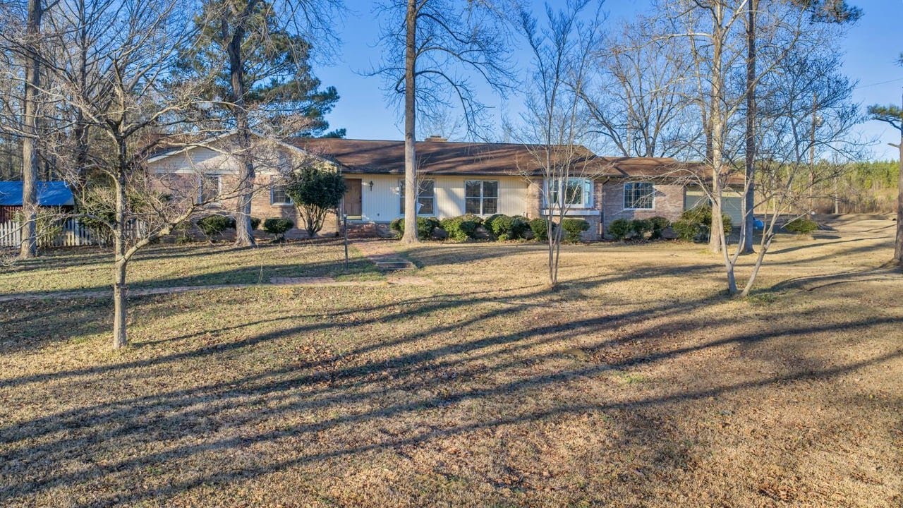 5166 Hamilton St, Preston, GA