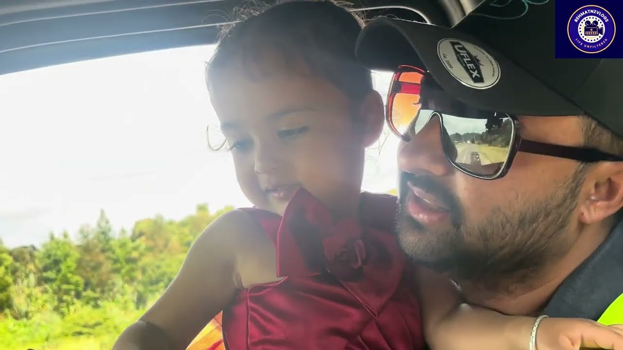 Rehmat was afraid to sit in the truck 🤷‍♀️New Zealand trucking🚛