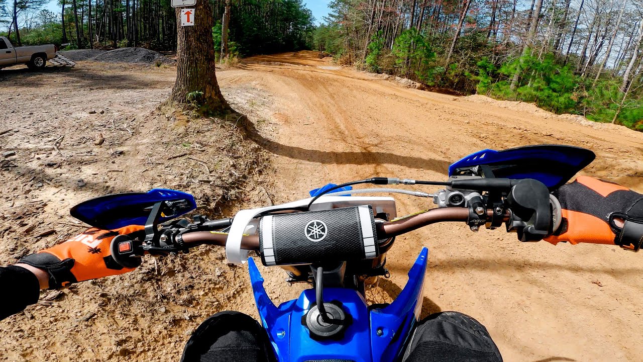 Riding a Yamaha YZ125X