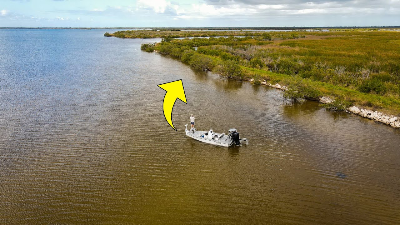 Fishing Mangrove Shorelines on my Flats Boat!