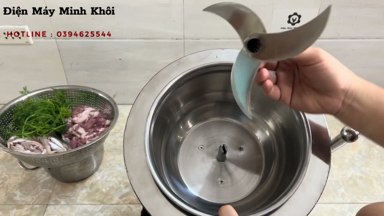 Máy xay thịt làm giò, chả công nghiệp 2kg 1.5KW có bao đá đa năng, lõi đồng 100%