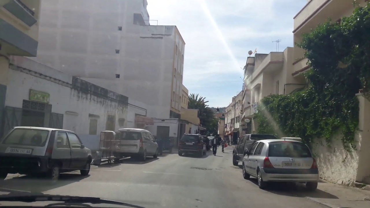 Tanger dradeb Sans commentaire : Définition simple et facile  الدرادب بطنجة فزضى فب الطريق العام