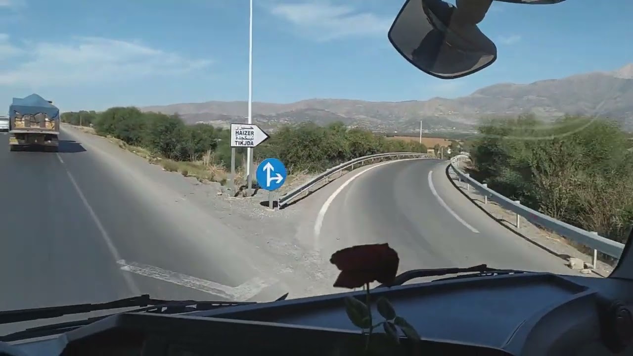 الطريق الوطني رقم 5 هو طريق وطني في الجزائر يربط بين مدينة الجزائر ومدينة قسنطينة