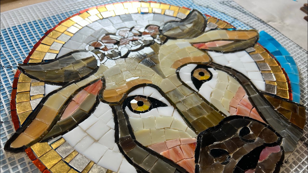 Ep. 147 HANGING MOSAICS, THE ST. LUKE MOSAIC GETS HIS HALO AND STARTING A TWO HEARTS MOSAIC!