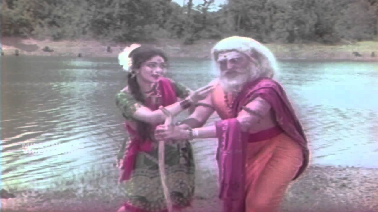 Malayalam Evergreen Song | THOTTU POYALLO | SREEMURUGAN | P Madhuri