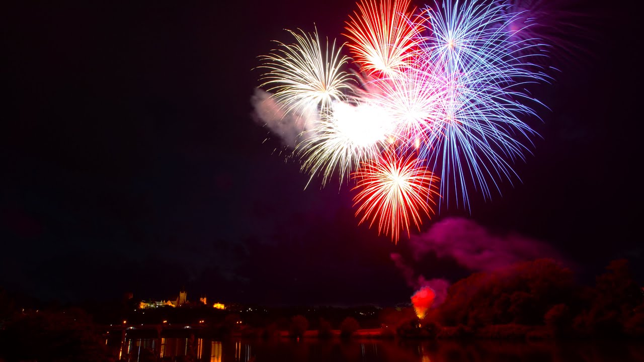 Das erste Feuerwerk vom Talmarkt in Bad Wimpfen 2025