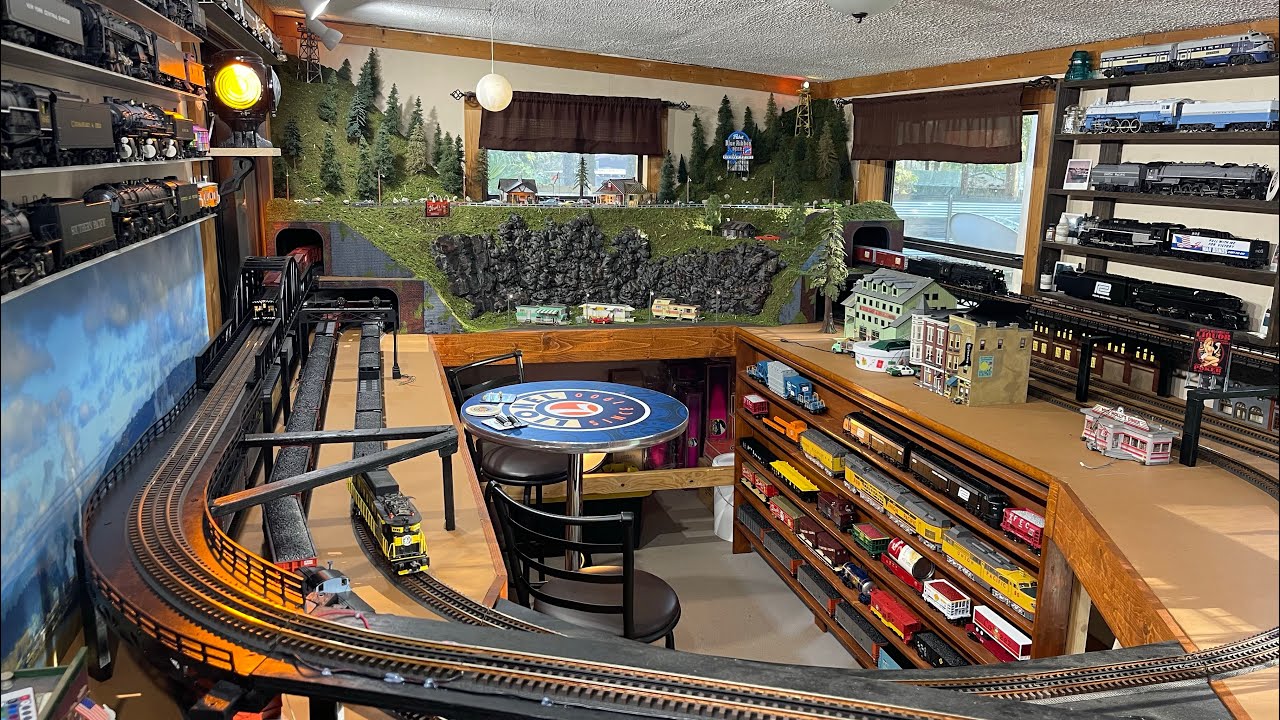 A New Mountain for the New Year on the O Gauge Layout!