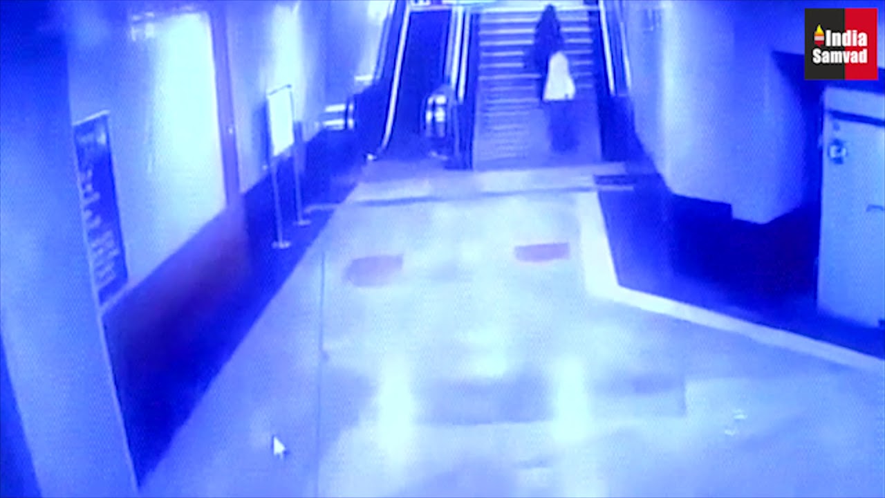 Accused arrested for molesting a journalist outside ITO metro station.