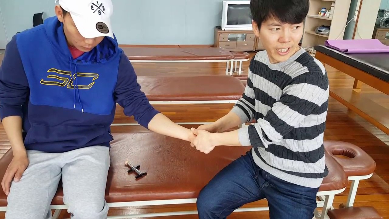 손목터널증후군 비수술 교정법 carpal tunnel syndrome - 대전카이로프랙틱(배재대학교)