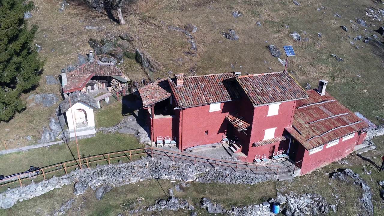 Cantiglio, borgo dimenticato della Val Taleggio