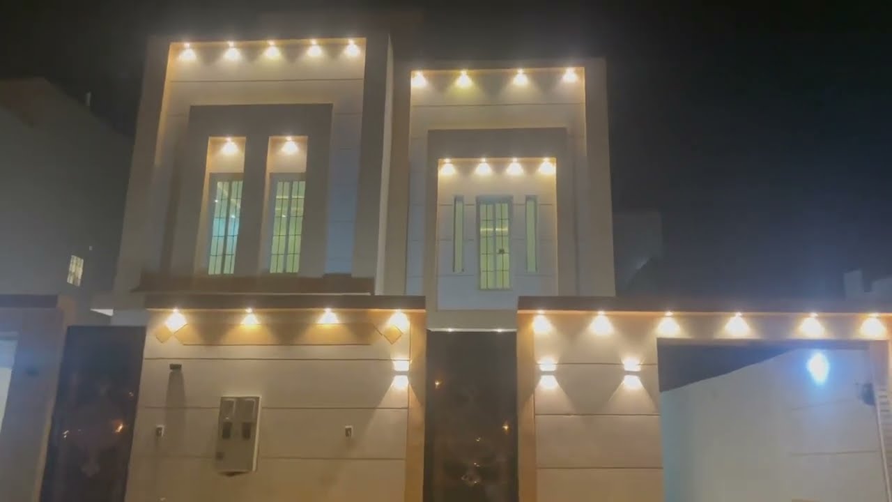 (( تم البيع )) أدوار أرضية وعلوية بسعر 650 الف ريال صافي - الرياض حي العزيزية
