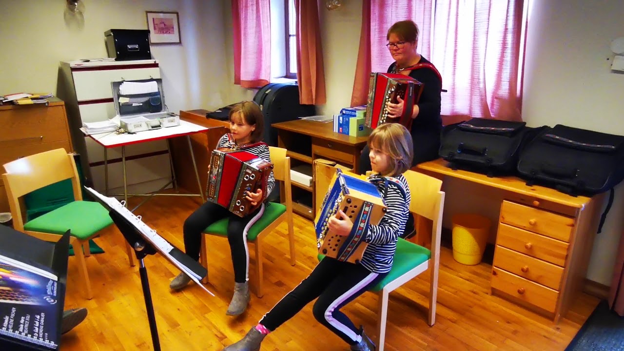 Feriengru&szlig; - Familie Bayr - Pachermusic Privatmusikschule