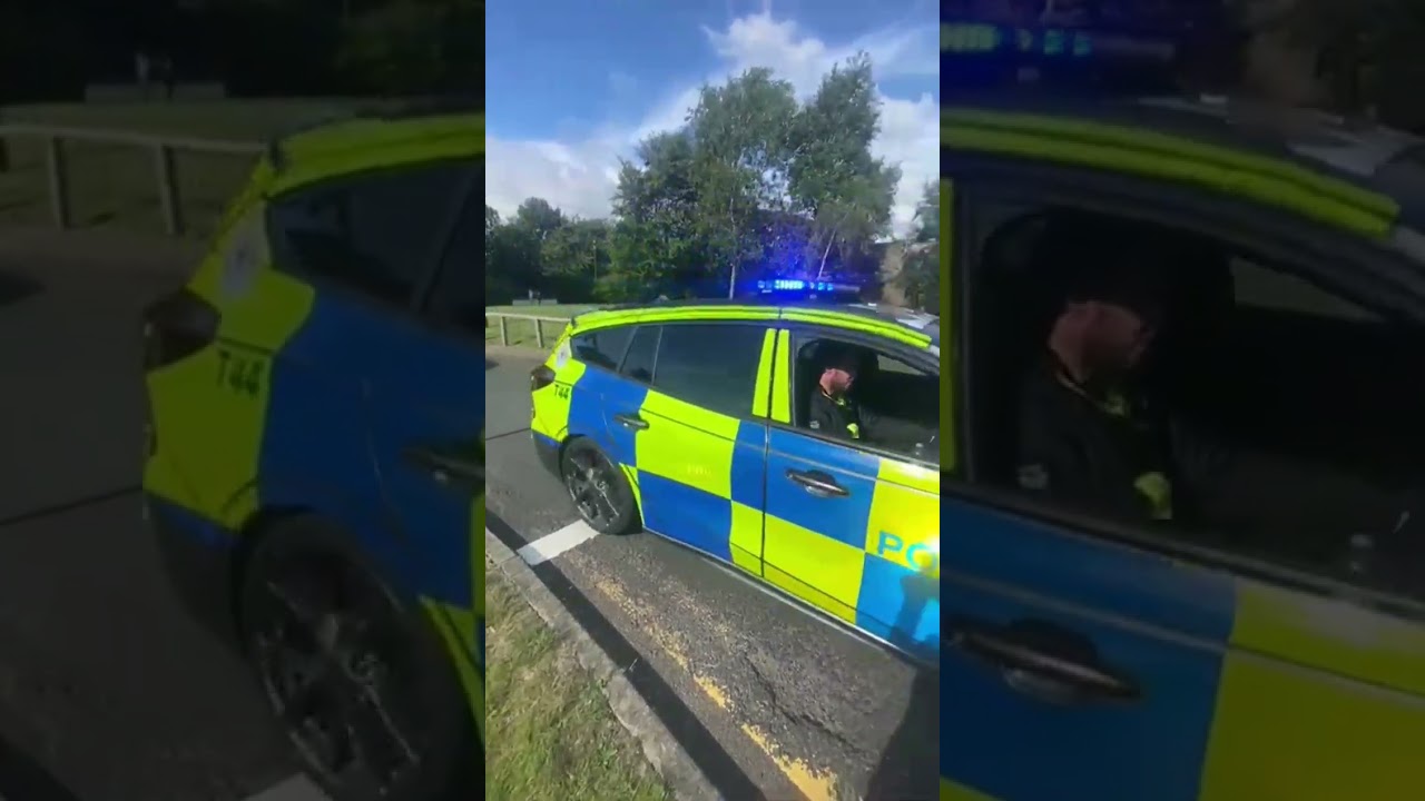 ford focus st and Skoda pulling in with light demo 