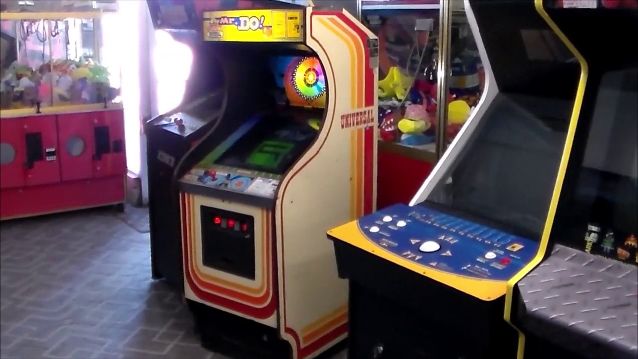 Классический аркадный автомат Mr. Do 1982 года от Universal