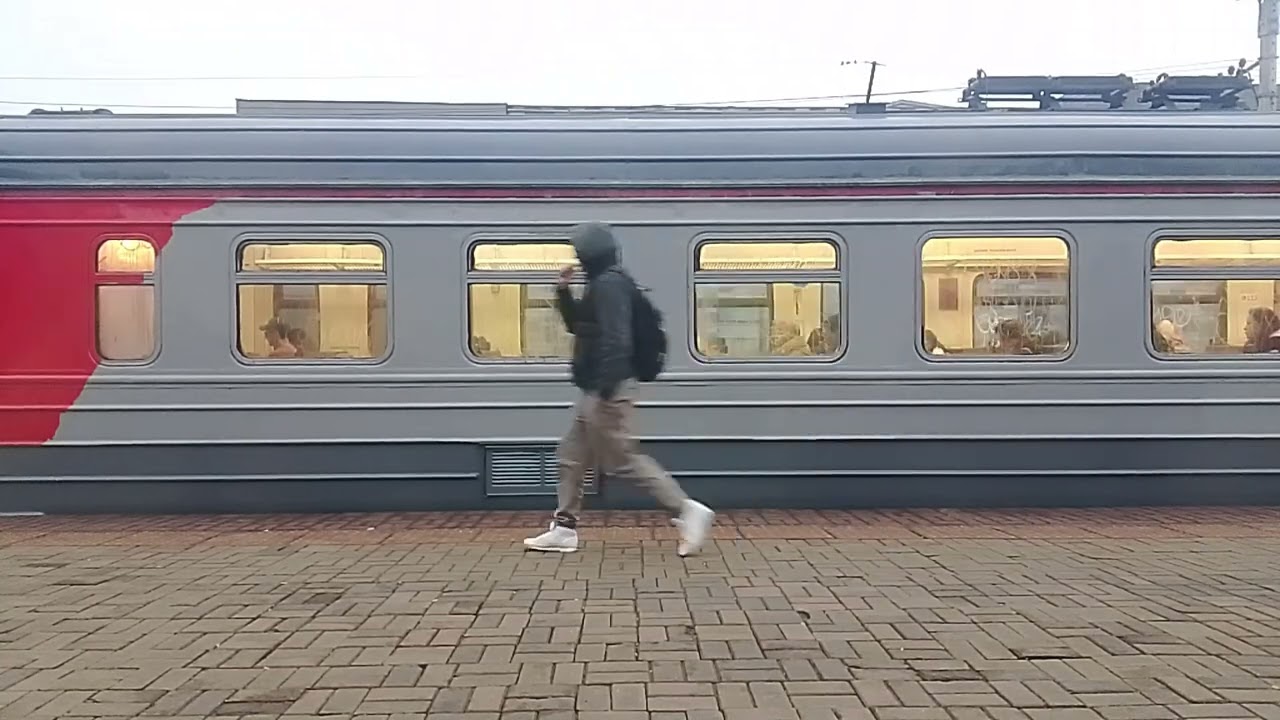 Поездка на электричке от Москвы ( Павелецкий вокзал ) до Бирюлево-Пассажирской