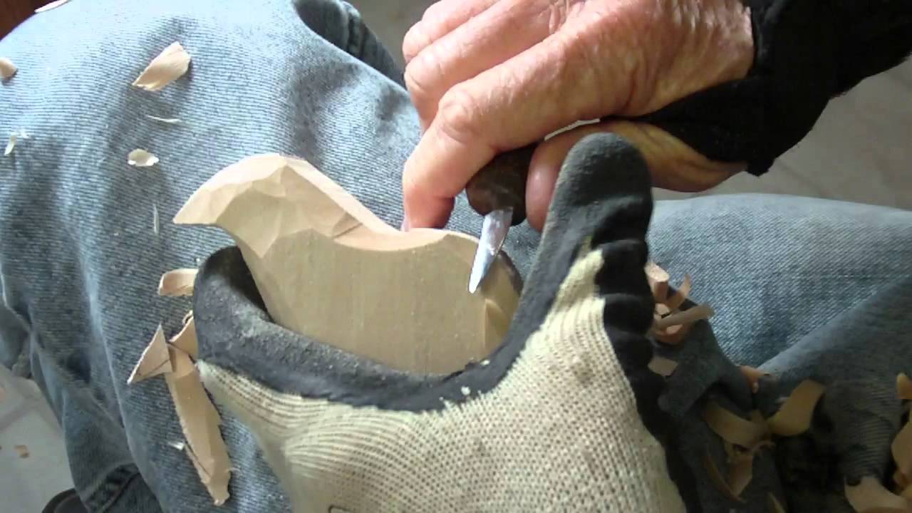 Carving The Simple Dove Pattern Part 1