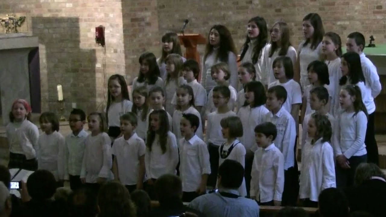 Champs-Elysées - Chorale d'enfants de l'école la Providence