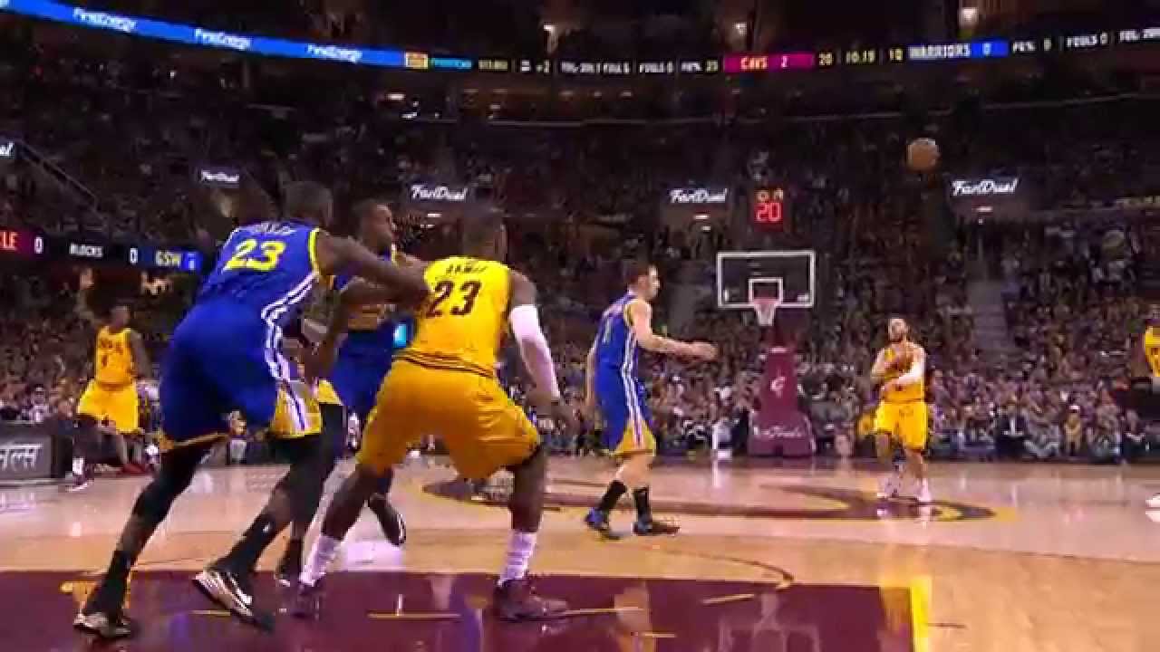 LeBron James' Amazing No-Look Assist to Mozgov