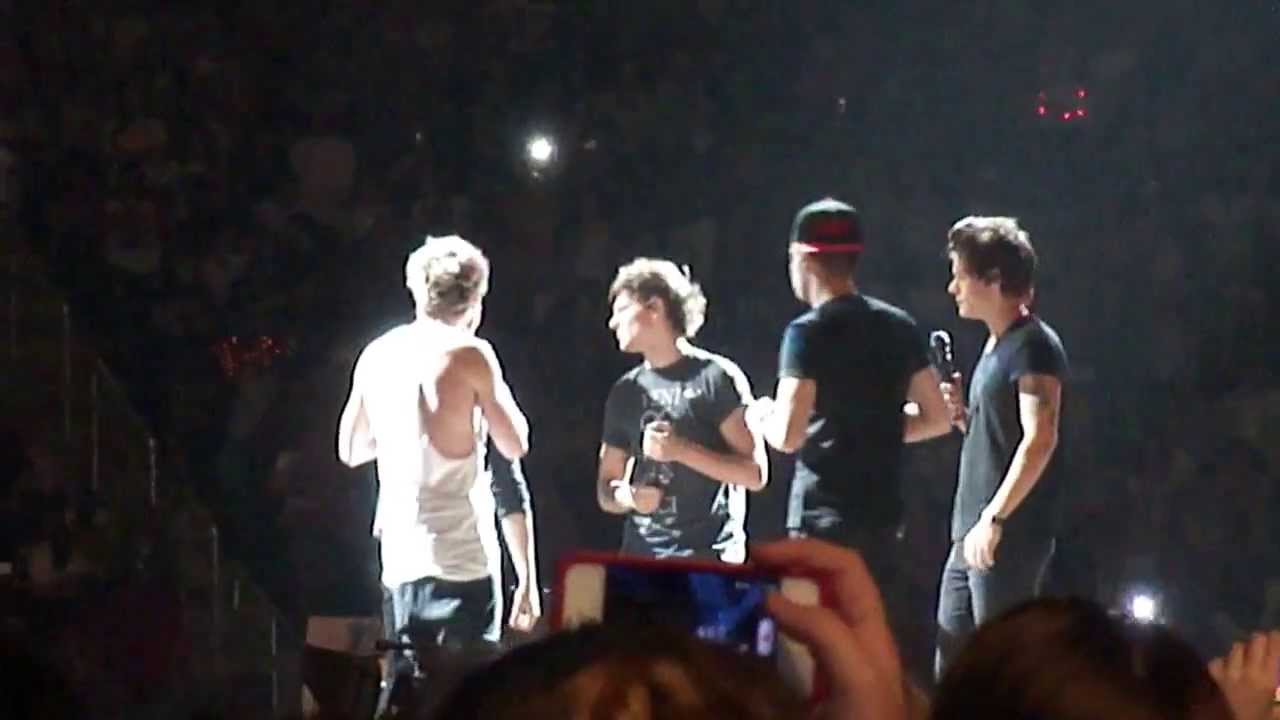 Twitter Questions - One Direction - Pittsburgh 7/8/13