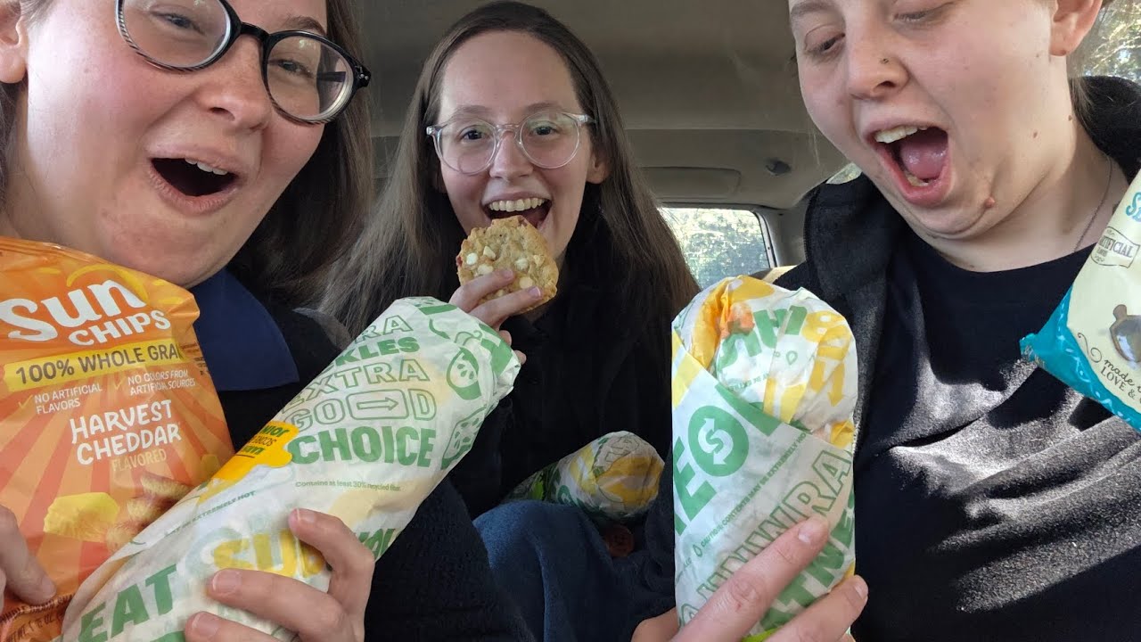 Subway Mukbang!! The best subway has 🫶🥰 