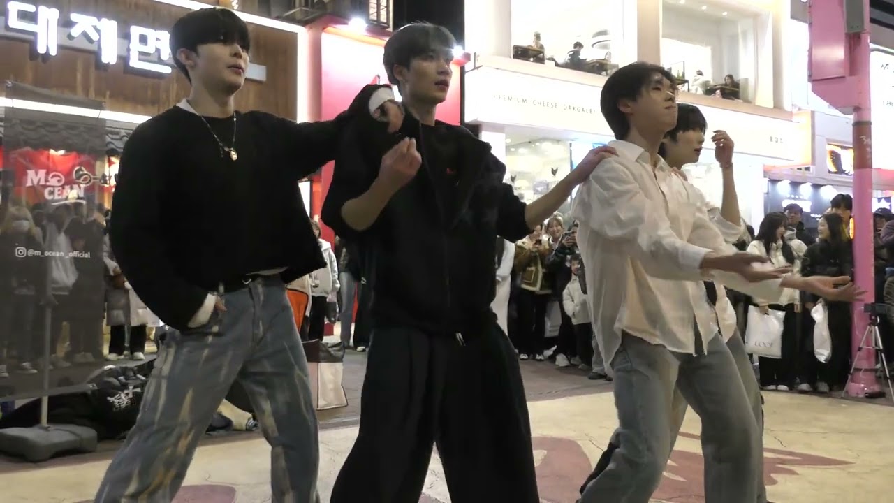 260218 Korean kpop performance team M_OCEAN (모션) - Gentleman (PSY) Hongdae Busking