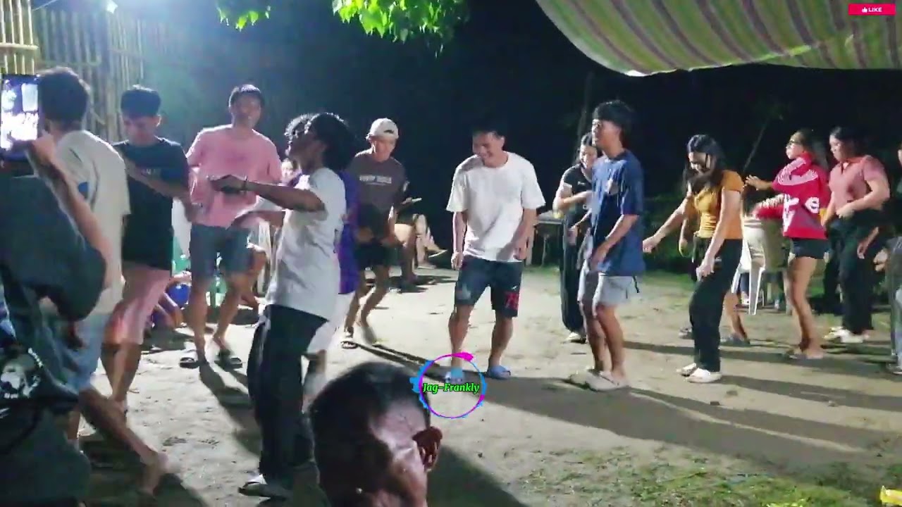 bongkar sampe pagi..  #dancevideo 
