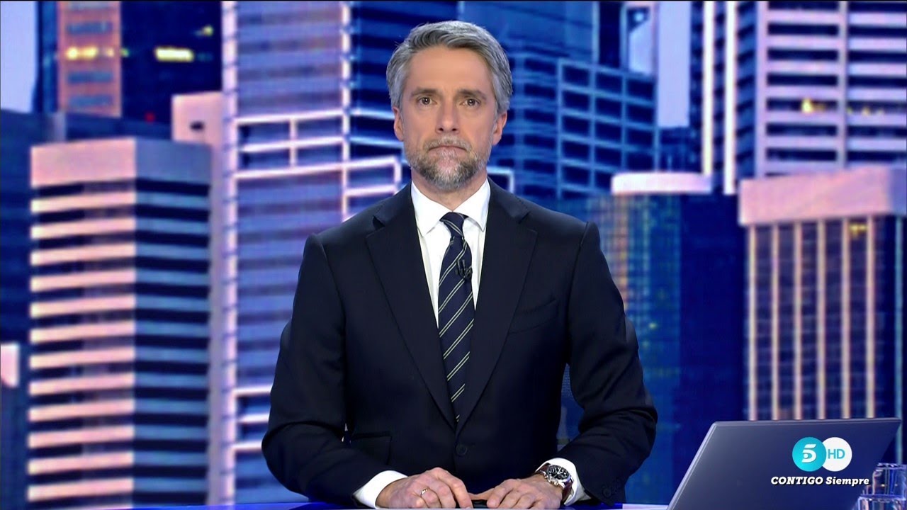 Cierre - Nuevos 'Informativos TeleCinco' [Estreno] (15/01/2024)