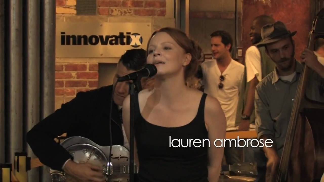 Sing for Hope Artist Partner Lauren Ambrose Performs with Sing for Hope Pianos
