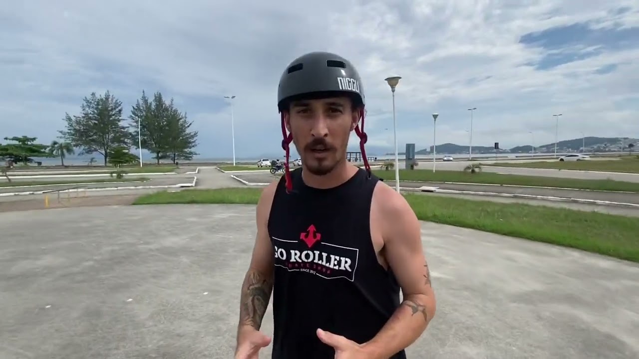 Como andar de costas de patins ( Dica Iniciante )