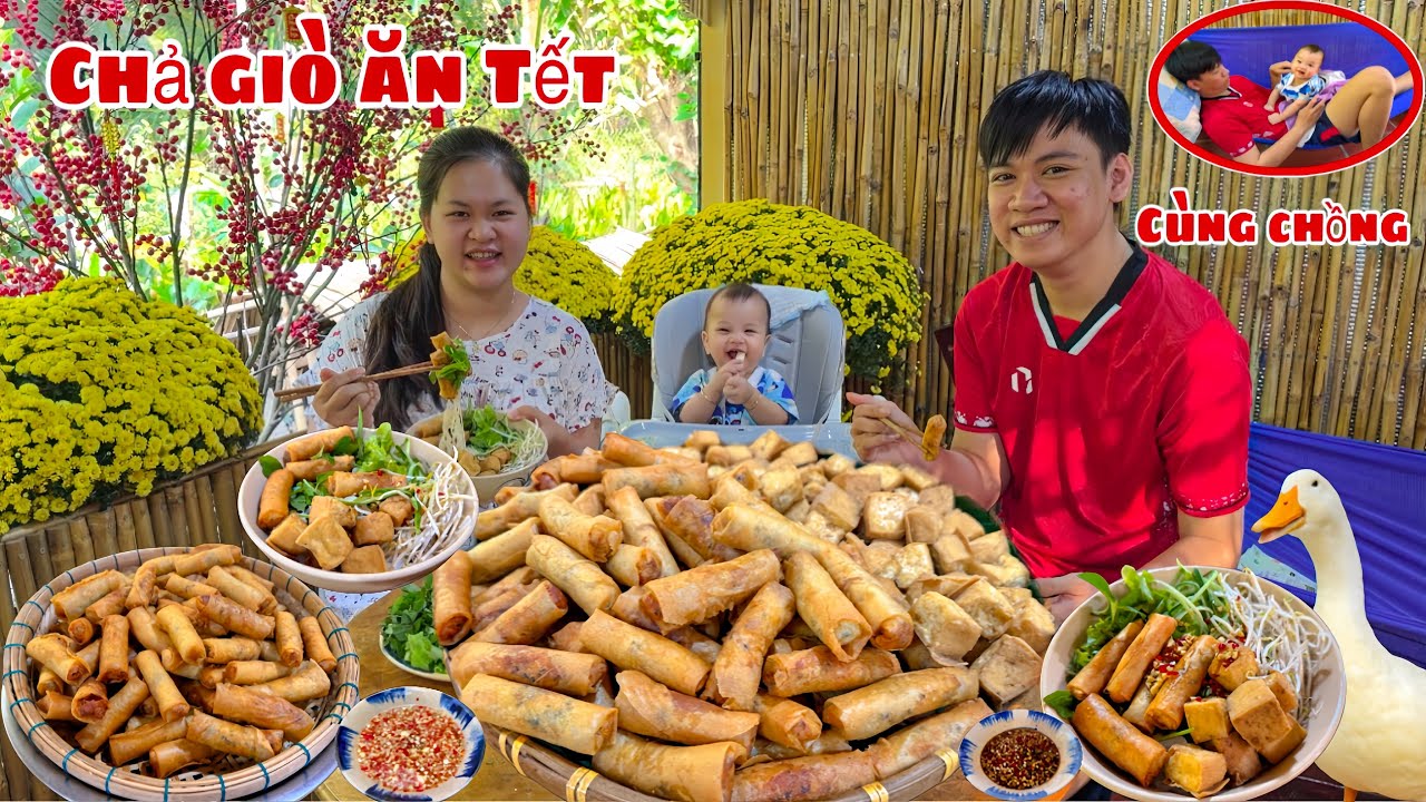 Hai Vợ Chồng Ăn Bún Chả Giò Chay Nước Tương Đậu Hủ Ngày Tết Cùng Hủ Tiếu Đông Vui
