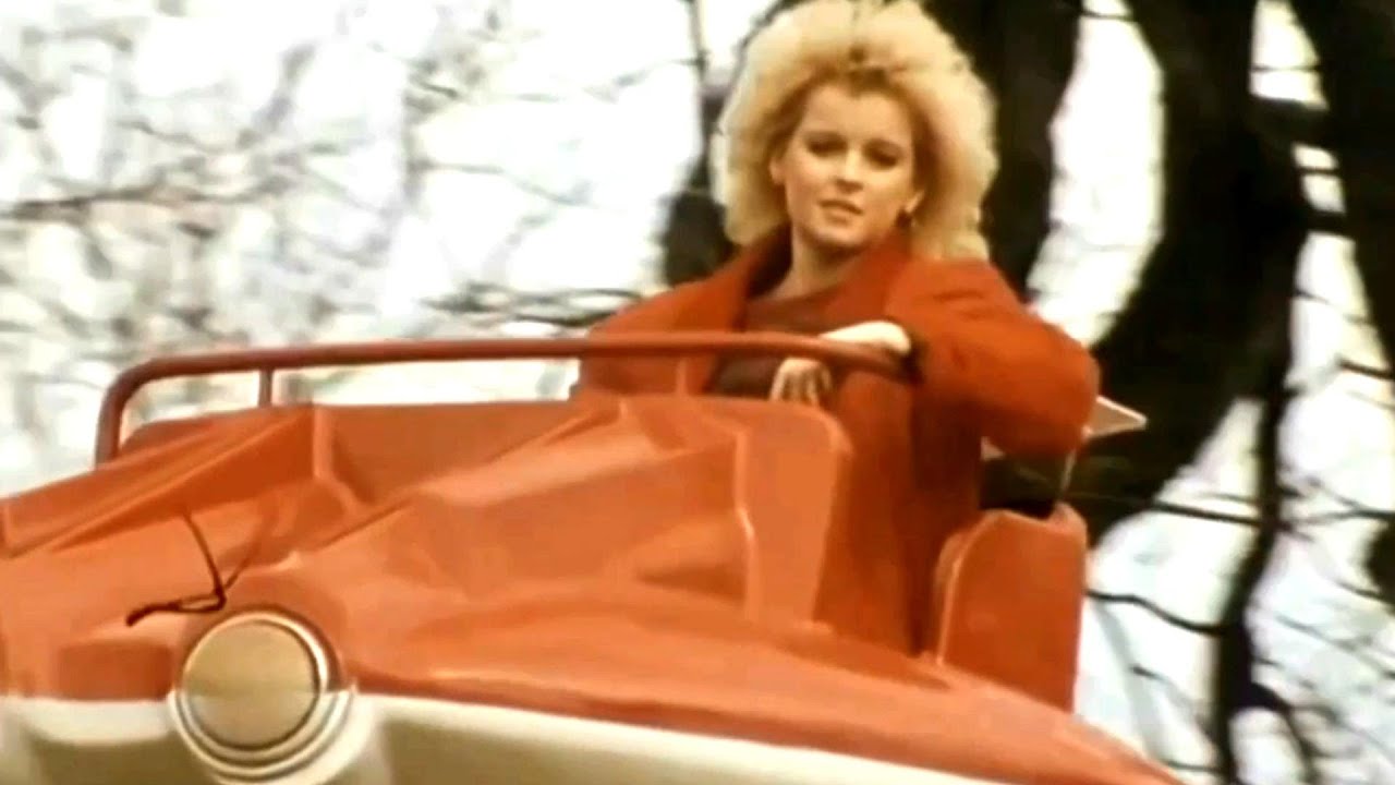 Iveta Bartošová | Radovánky | 1987 | VideoMix