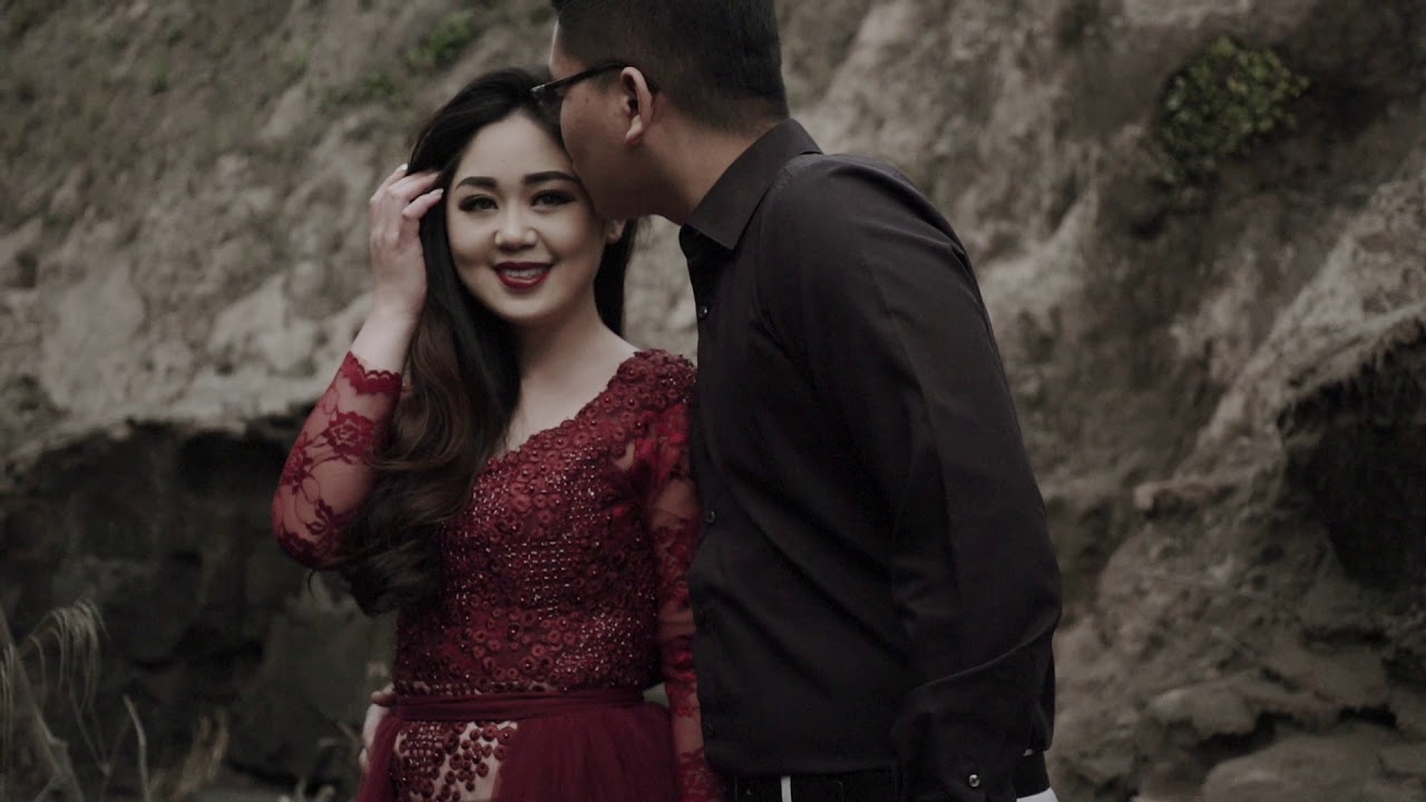 Bromo Prewedding Film | Hanson & Isable