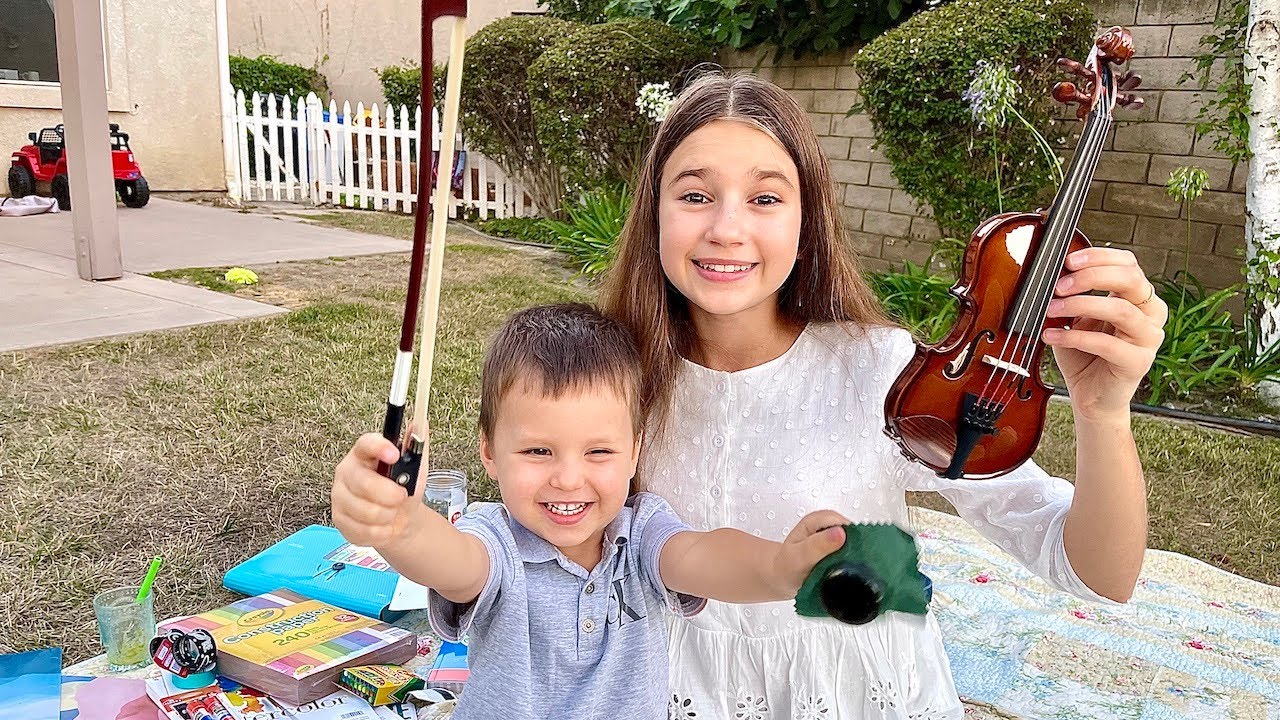 I got my first student | Karolina Protsenko as violin teacher