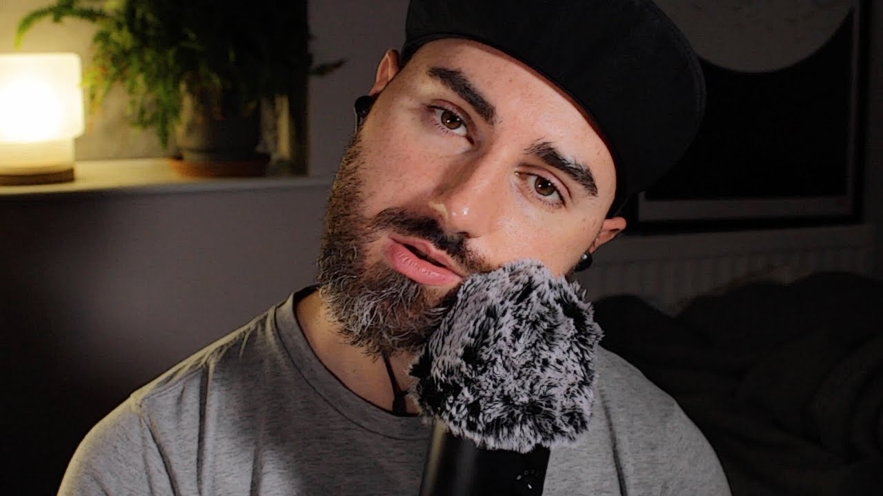 ASMR : Sleep inducing beard | Soft and Fuzzy Rubs.