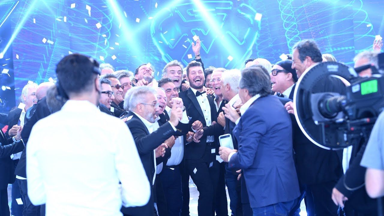 Marcelo Tinelli emocionado al entrar al piso de Showmatch y encontrar amigos desde hace 30 años