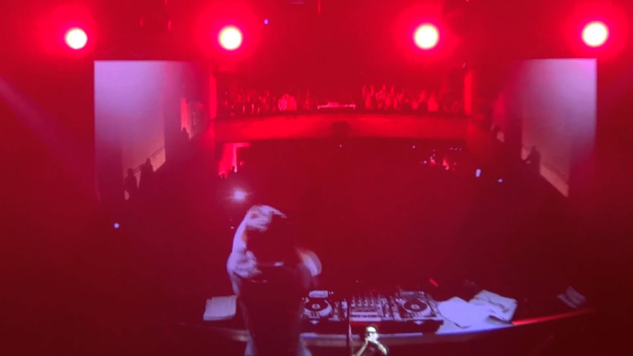 Skrillex - The Devil's Den - Live @ Yoyo - Palais de Tokyo, Paris, France - 20/11/2013