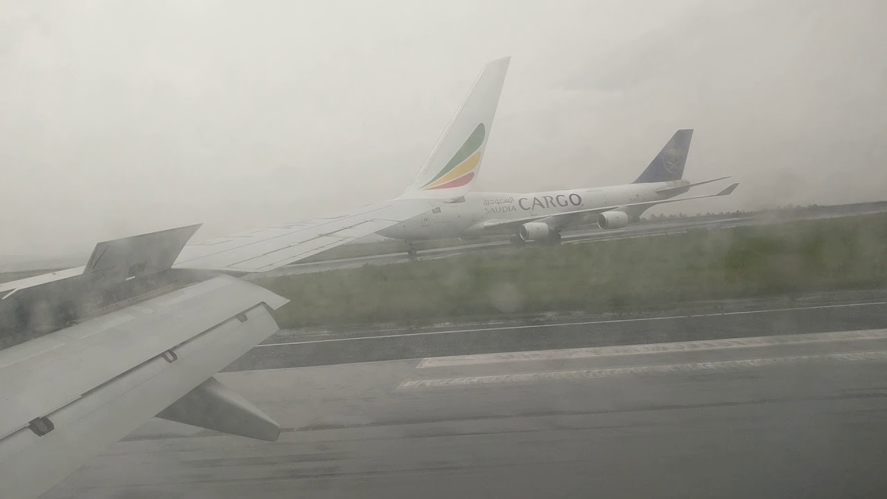 AdisAbaba  airport landing in rain