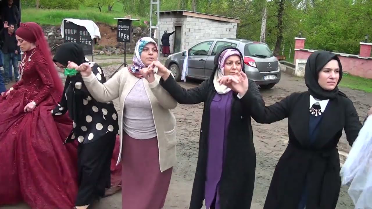 BOM BA GİBİ BİR DÜĞÜN GÜNİN KERS  KÖYÜ  GRUP İPEK 0544 V850 14 96