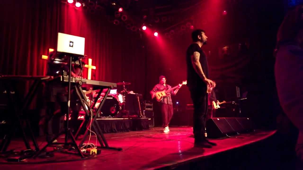 ††† Crosses - Goodbye Horses (Live) - 1/14/14 - House of Blues - Chicago