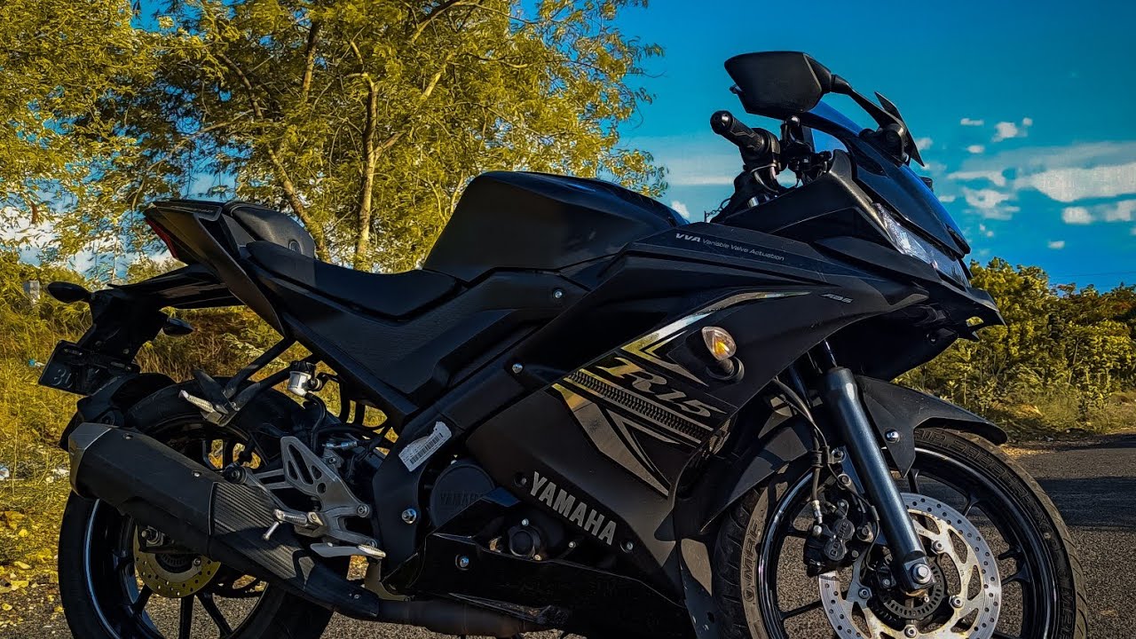 Yamaha R15 V3 | Your Women-White Town | Cinematic Video | Jerry-The Gypsy.