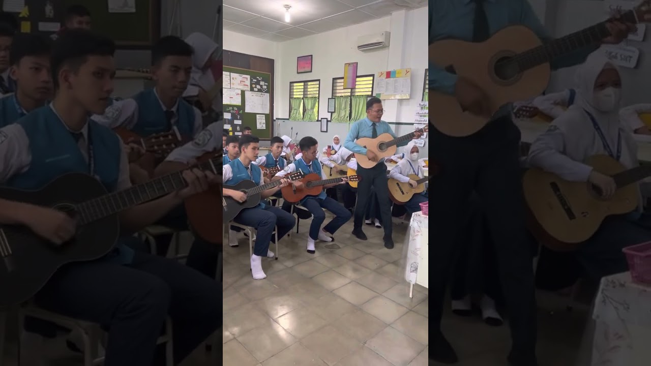 Coldplay - Yellow Cover Music Class Sir Tri Adinata