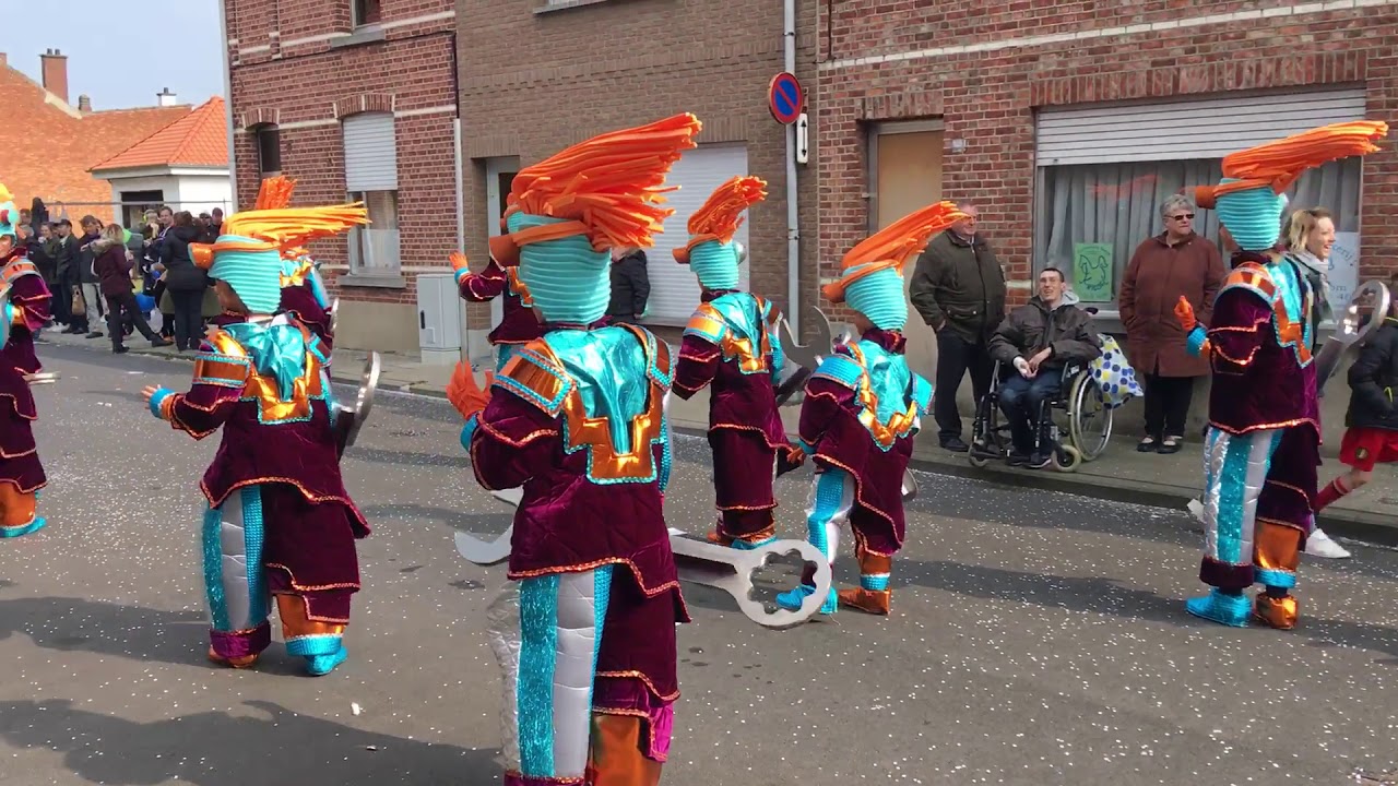 Carnaval Hamme 2019 - Schief Rechtendeur - wij droaien nog mee