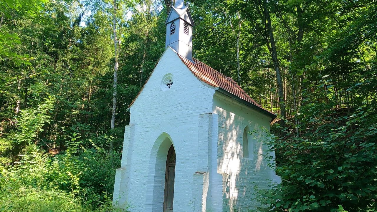 Wandern in NIEDERBAYERN - Sommerliche Wanderung zur Hubertuskapelle bei Niederviehbach
