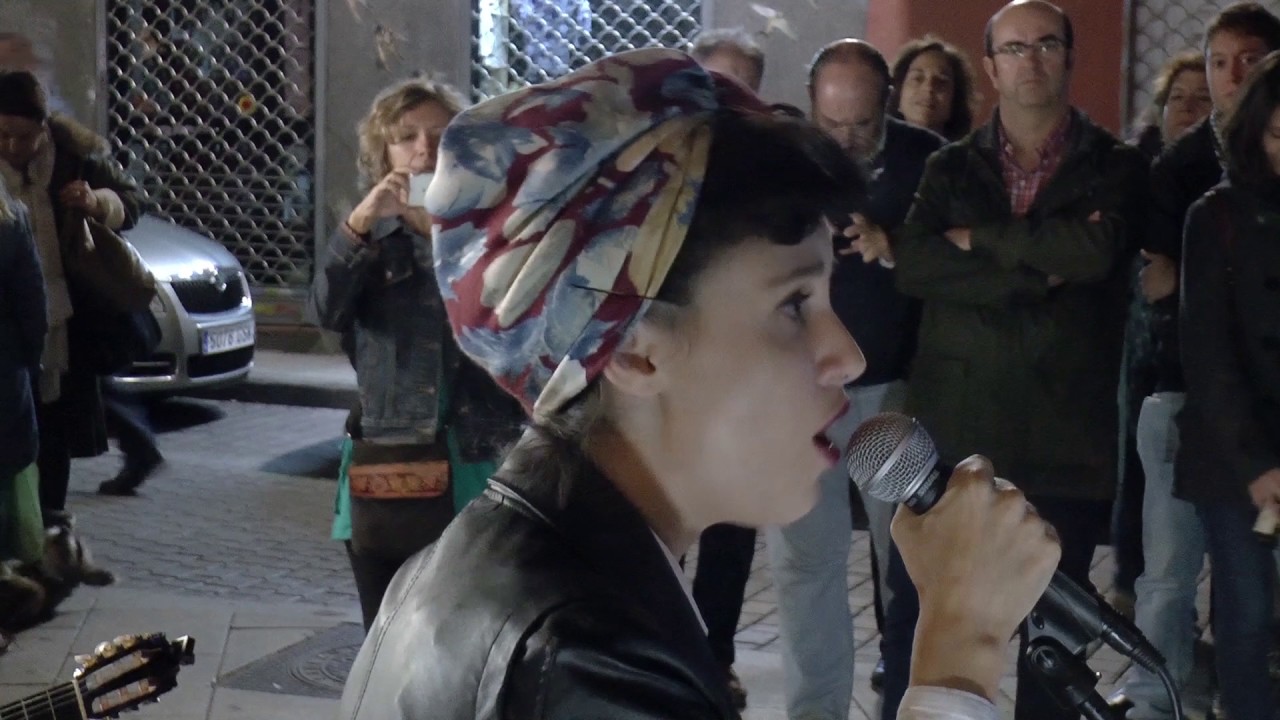 Elena Durkheim & The Walltrapers 