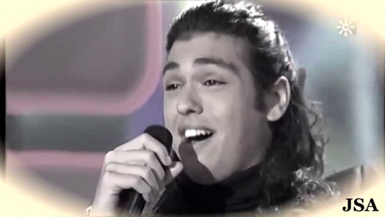 JONATHAN SANTIAGO. 