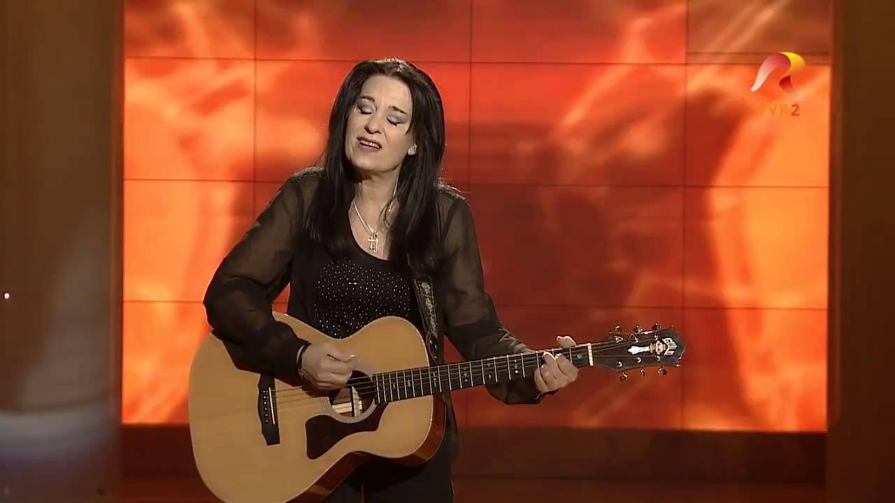 Zoia Alecu - Iar e lună plină