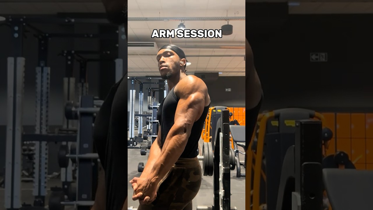 Séance bras ciblée, propre et efficace. Tu veux du volume et des bras équilibrés ? 💪🏾 