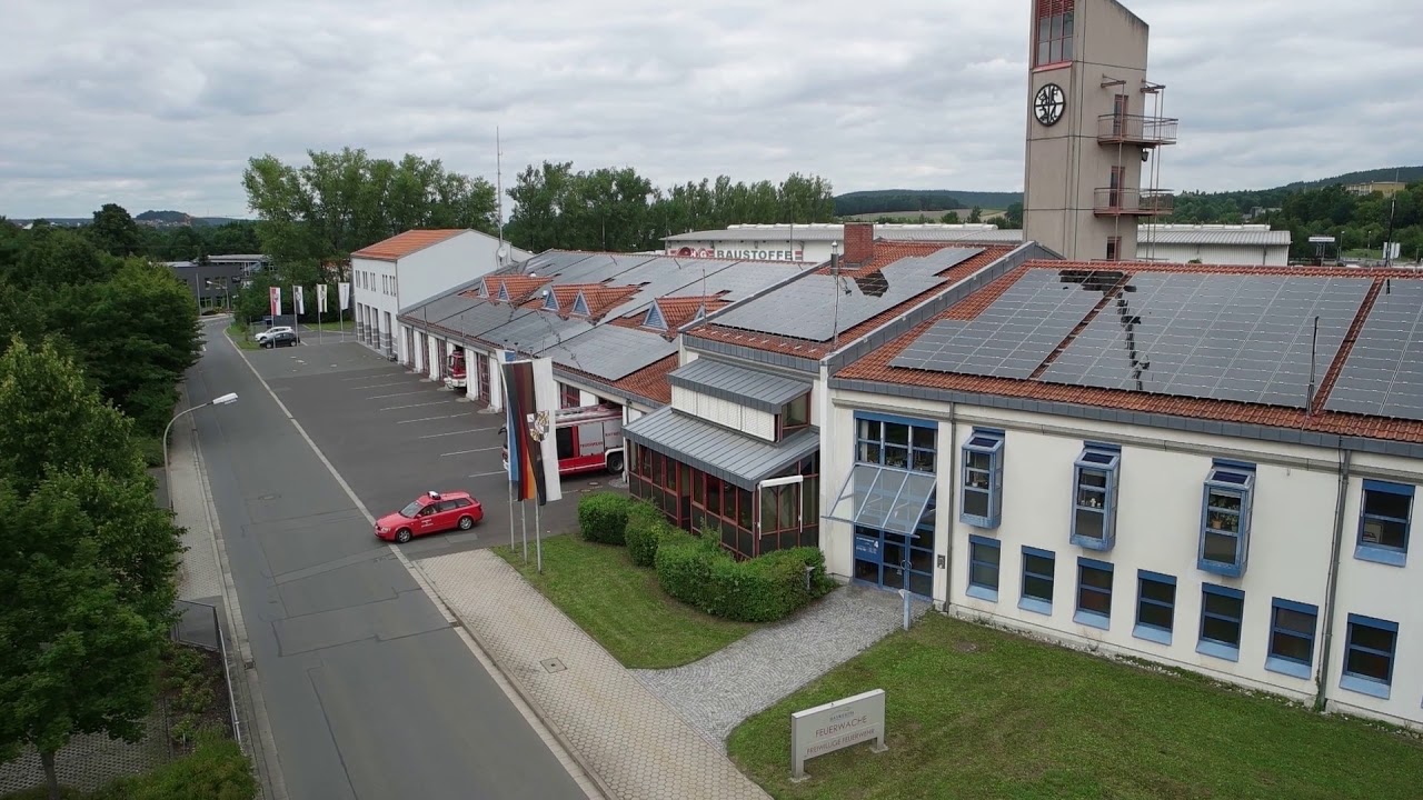 Alarmierung und Ausr&uuml;cken des 1. L&ouml;schzuges von der Feuerwache Bayreuth