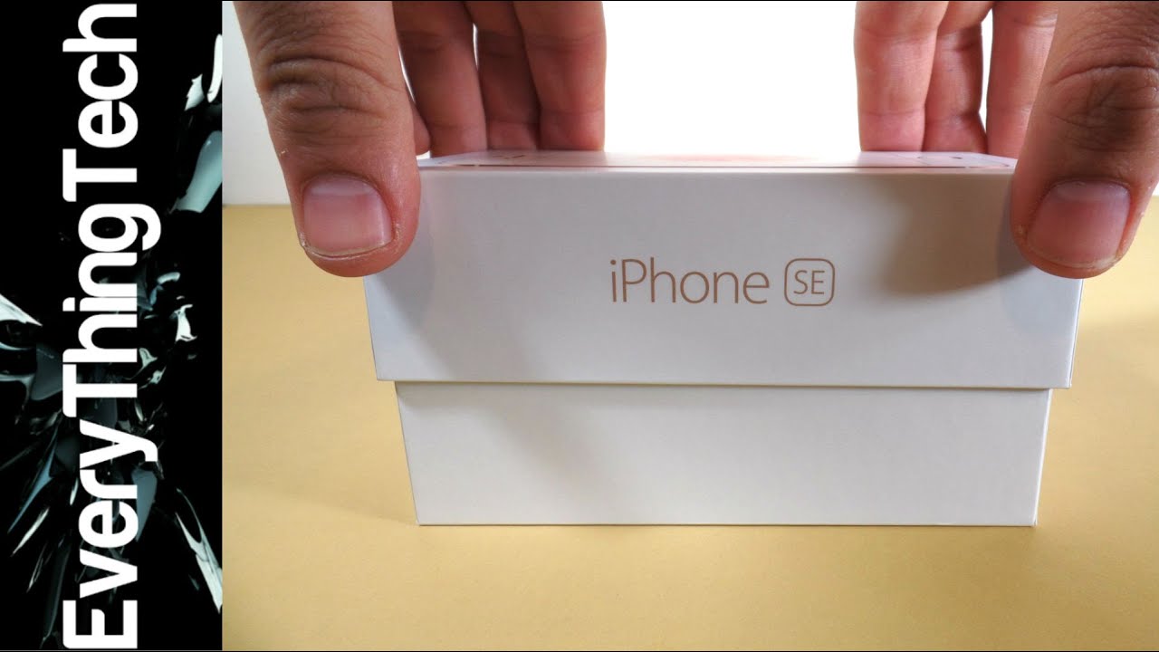 iPhone SE Unboxing!