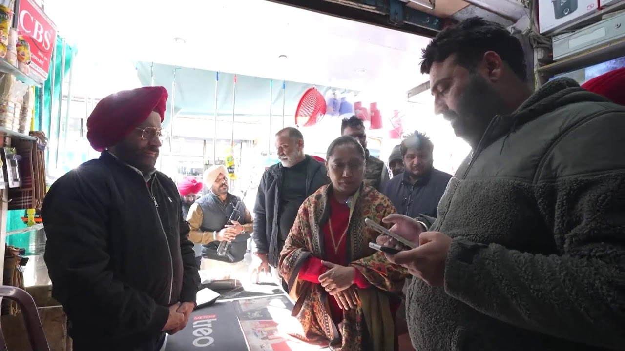 ਸਿਹਤ ਕਾਰਡ ਬਾਰੇ ਡੋਰ ਟੂ ਡੋਰ ਜਾ ਕੇ ਜਾਣਕਾਰੀ ਦਿੰਦੇ ਹੋਏ ਮੰਤਰੀ ਡਾ. ਬਲਜੀਤ ਕੌਰ, ਮਲੋਟ ਤੋਂ Live